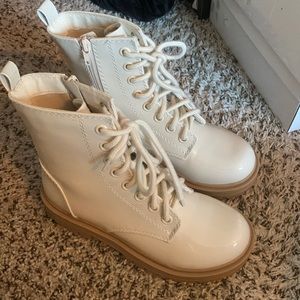 SODA PATENT LEATHER BOOTS